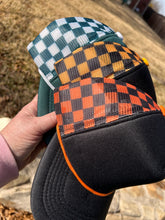 Load image into Gallery viewer, 5 Panel Foam Checkered Mesh Trucker