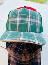 Load image into Gallery viewer, 5 Panel Plaid Sandwich Meshback
