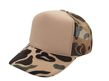 Load image into Gallery viewer, Nissun Camo Trucker
