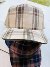 Load image into Gallery viewer, 5 Panel Plaid Sandwich Meshback
