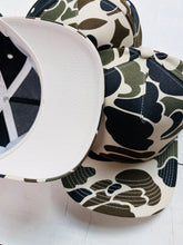 Load image into Gallery viewer, 5 Panel Old School Camo High Frame
