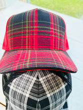 Load image into Gallery viewer, 5 Panel Plaid Sandwich Meshback

