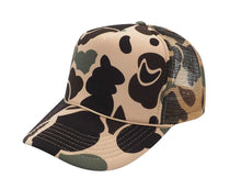 Load image into Gallery viewer, Nissun Camo Trucker
