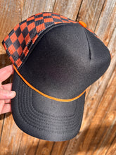 Load image into Gallery viewer, 5 Panel Foam Checkered Mesh Trucker
