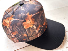Load image into Gallery viewer, 5 Panel Hunting Camo Canvas
