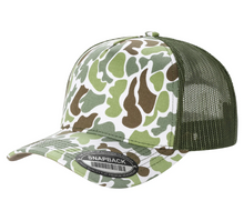Load image into Gallery viewer, 5 Panel Two Tone Camo Trucker

